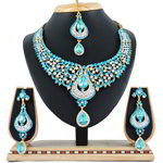 *Золотые индийское украшение на шею со стразами