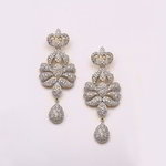 *Молочные, серебристые и золотые индийские серьги со стразами