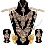 *Молочное и золотое индийское украшение на шею со стразами, искусственными камнями