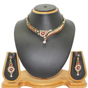 Зелёное и золотое индийское украшение на шею со стразами