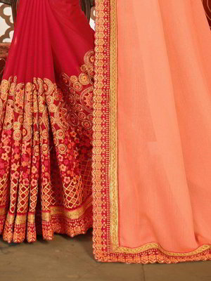 Персиковое, розовое и красное шёлковое индийское сари, украшенное вышивкой