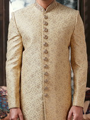 Кремовое шервани + песочные чуридары