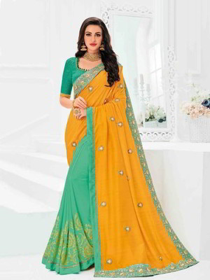 Жёлтое и зелёное индийское сари из креп-жоржета и шёлка, украшенное вышивкой с стразами