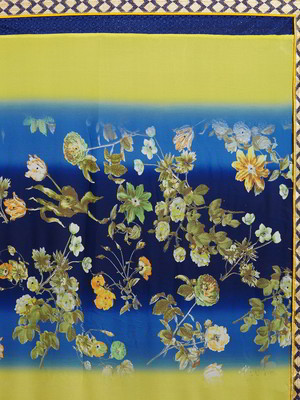 Разноцветное индийское сари из креп-жоржета, украшенное печатным рисунком с стразами