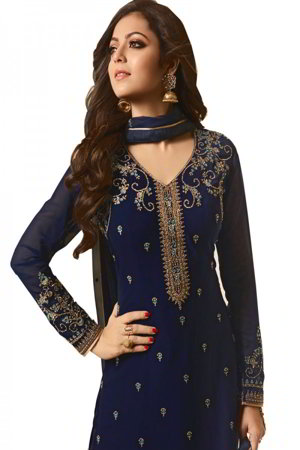 Тёмно-синее платье / костюм из креп-жоржета, украшенное вышивкой