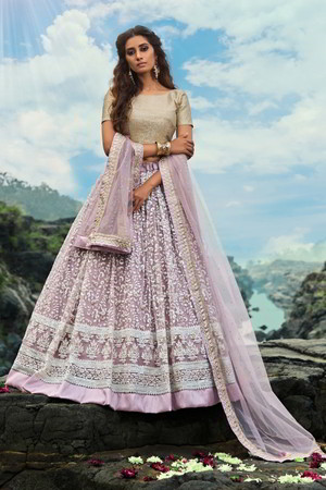 Фиолетовый индийский женский свадебный костюм лехенга (ленга) чоли из фатина, украшенный вышивкой