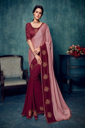 Бордовое и розовое шёлковое индийское сари, украшенное вышивкой