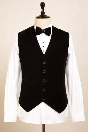 Коричневый и чёрный атласный и замшевый мужской костюм с жилетом