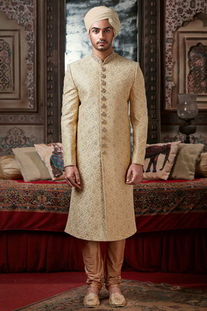 Кремовое шервани + песочные чуридары