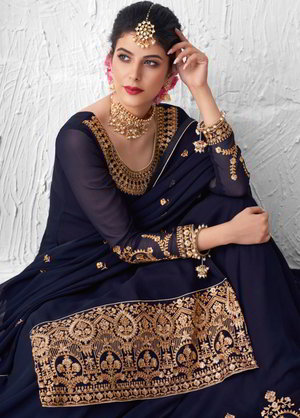 Тёмно-синий индийский женский свадебный костюм лехенга (ленга) чоли из креп-жоржета, украшенный вышивкой люрексом со стразами