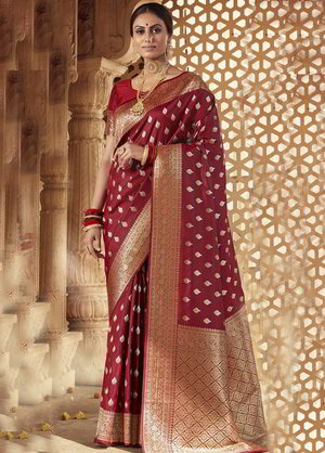 Красное индийское сари из шёлка и жаккардовой ткани, украшенное вышивкой люрексом