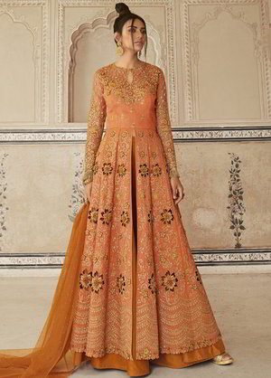 Оранжевое платье / костюм из шёлка и фатина, украшенное вышивкой