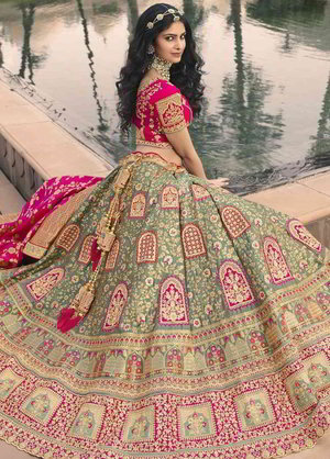 Зелёный и цвета фуксии шёлковый и жаккардовый индийский женский свадебный костюм лехенга (ленга) чоли, украшенный вышивкой люрексом со стразами, пайетками