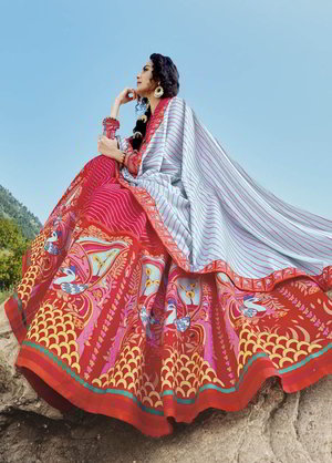 Цвета фуксии шёлковое длинное платье / анаркали / костюм, украшенное печатным рисунком