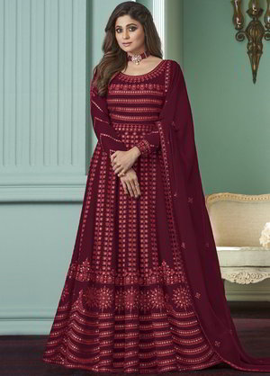 Бордовое длинное платье / анаркали / костюм из креп-жоржета, украшенное вышивкой
