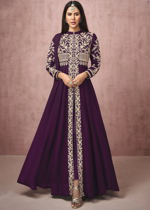 Фиолетовое длинное платье / анаркали / костюм из креп-жоржета, украшенное вышивкой со стразами, пайетками