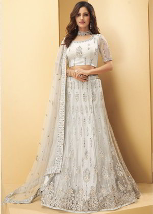 Белый индийский женский свадебный костюм лехенга (ленга) чоли из фатина, украшенный вышивкой люрексом со стразами, кусочками зеркалец