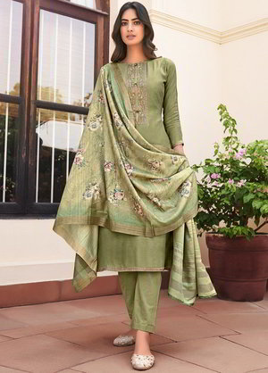 Травяное индийское платье / костюм с рукавами три четверти
