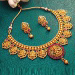 *Золотое и розовое индийское украшение на шею со стразами