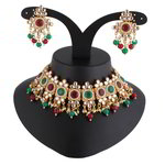 *Разноцветное и золотое индийское украшение на шею со стразами