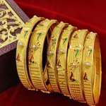 *Золотой индийский браслет с бисером