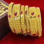 *Золотой и розовый индийский браслет со стразами, бисером