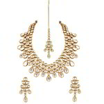 *Молочное и золотое индийское украшение на шею со стразами