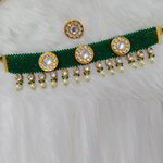 *Цвета меди, зелёное и золотое индийское украшение на шею из меди с искусственными камнями