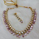 *Лиловое, фиолетовое, цвета меди и золотое индийское украшение на шею из меди с искусственными камнями