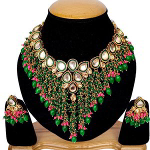 Разноцветное и золотое индийское украшение на шею с бисером