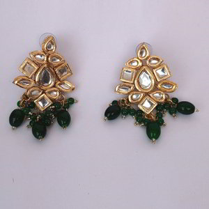 Зелёные и золотые индийские серьги с искусственными камнями