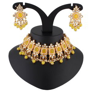 Жёлтое и золотое индийское украшение на шею со стразами, искусственными камнями