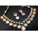 *Молочное и золотое медное и латунное индийское украшение на шею с искусственными камнями