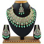 *Зелёное и золотое индийское украшение на шею со стразами, перламутровыми бусинками