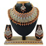 *Оранжевое и золотое индийское украшение на шею со стразами, перламутровыми бусинками