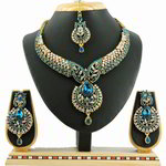 *Золотое и синее медное индийское украшение на шею со стразами