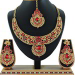 *Бордовое, золотое и красное индийское украшение на шею из меди со стразами