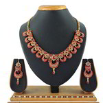 *Бордовое, золотое и красное индийское украшение на шею со стразами