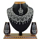 *Чёрное, золотое и серое индийское украшение на шею со стразами