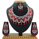 *Бордовое, золотое и красное индийское украшение на шею со стразами