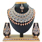 *Золотое и розовое индийское украшение на шею со стразами