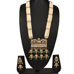 *Зелёное и золотое индийское украшение на шею с искусственными камнями, перламутровыми бусинками