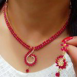 *Золотое и розовое индийское украшение на шею со стразами