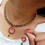 *Разноцветное и золотое индийское украшение на шею со стразами