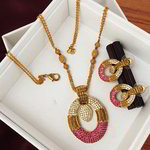 *Золотое и розовое индийское украшение на шею со стразами