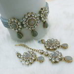 *Чёрное, золотое и серое индийское украшение на шею со стразами