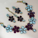 *Лиловое, фиолетовое и золотое индийское украшение на шею с искусственными камнями