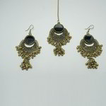 *Золотое индийское украшение на голову (манг-тика) с бисером