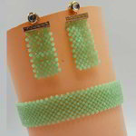 *Зелёное и золотое индийское украшение на шею с бисером