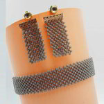 *Чёрное, золотое и серое индийское украшение на шею с бисером